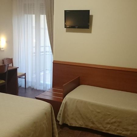 Hotel Beaurivage Fano Room photo