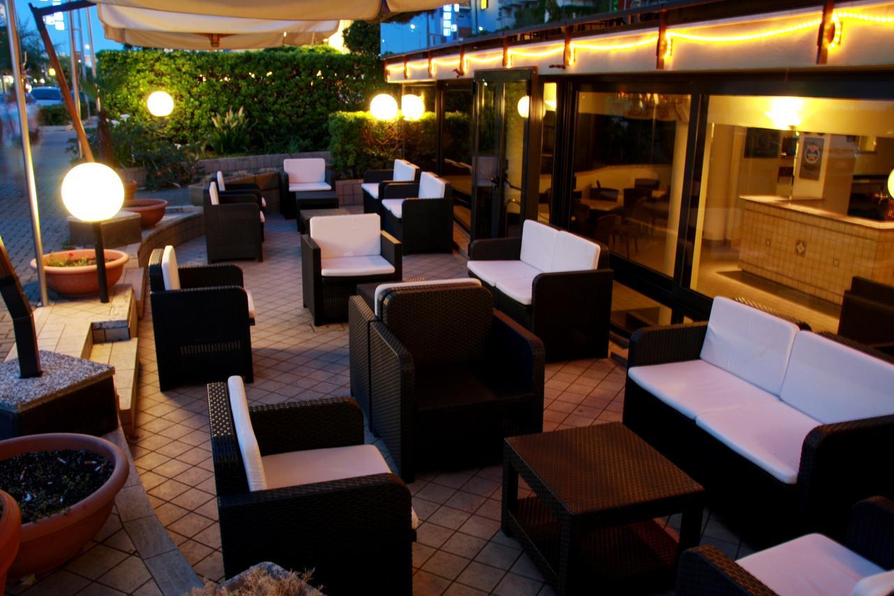 Hotel Beaurivage Fano Exterior photo